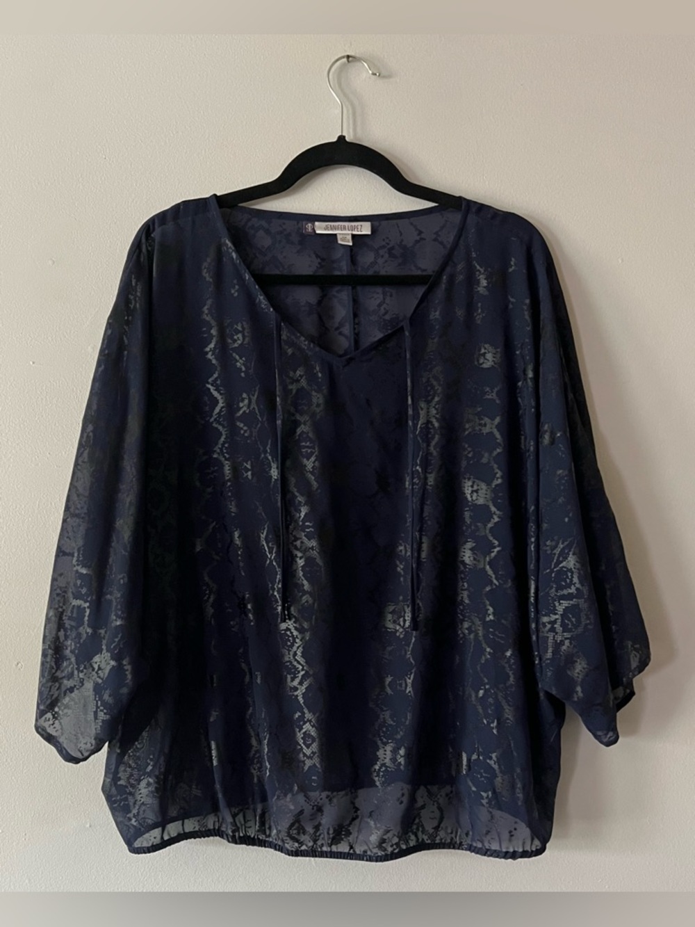 Jennifer Lopez Navy Sheer Snakeskin Metallic Pattern Tunic Top
